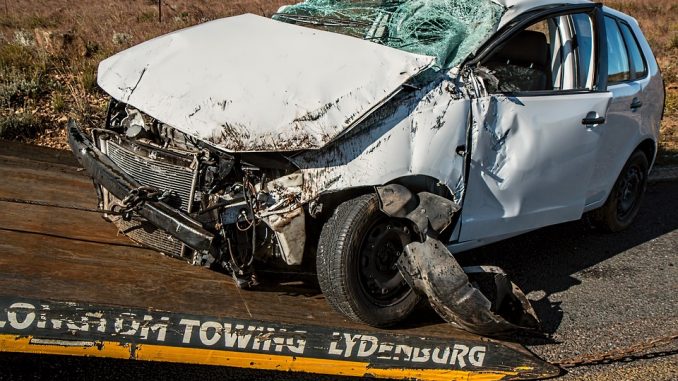 car-accident-1538175_960_720