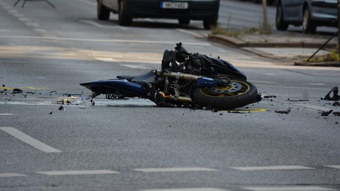 motorcycle-1041070_960_720