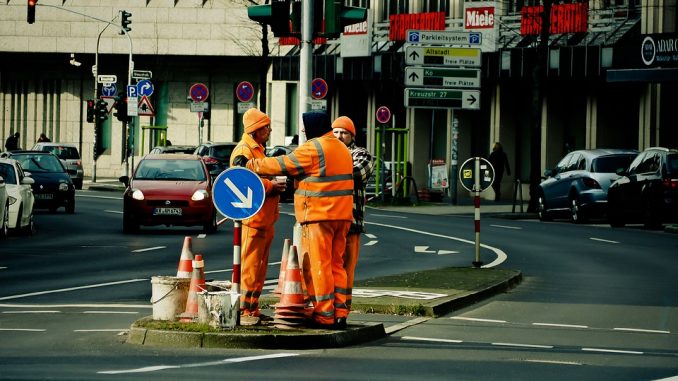 workers-1210670_960_720