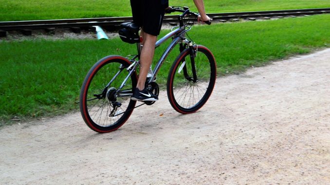 mountain-bike-2831816_960_720