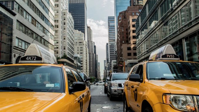 taxi-cab-381233_960_720